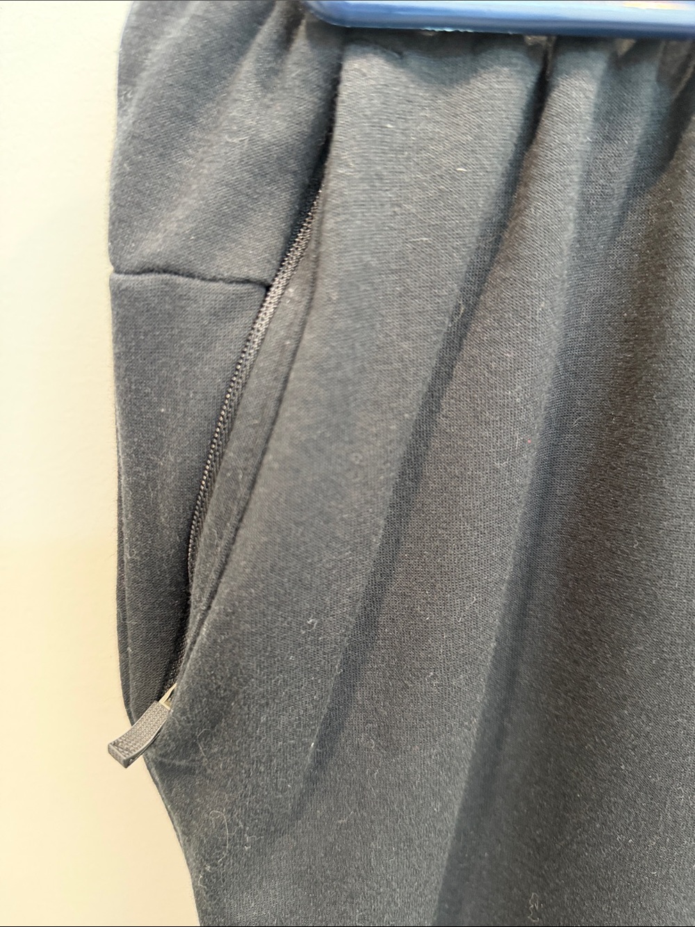 Nike Men’s Black Jogger Pants - Picture 3 of 6